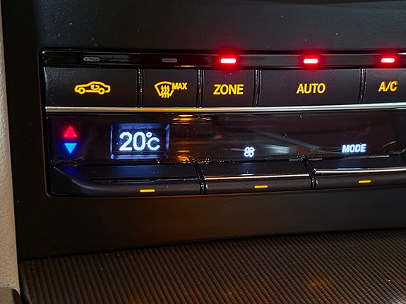 Mercedes-Benz E250 27 of 30