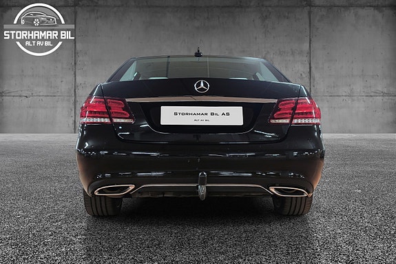 Mercedes-Benz E250 9 of 30