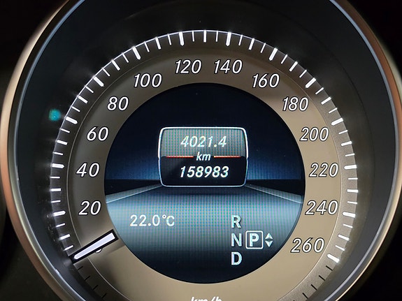 Mercedes-Benz E250 18 of 30
