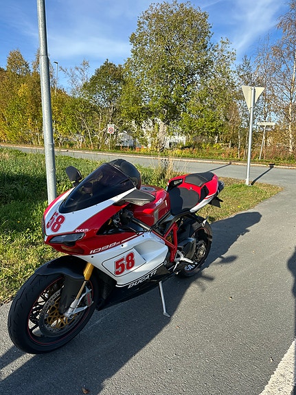 Ducati 1098S 3 of 12