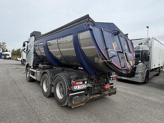 Volvo FH 540 6x4 Tipp/Asfalt Selges med både asfalt og d 4 of 12