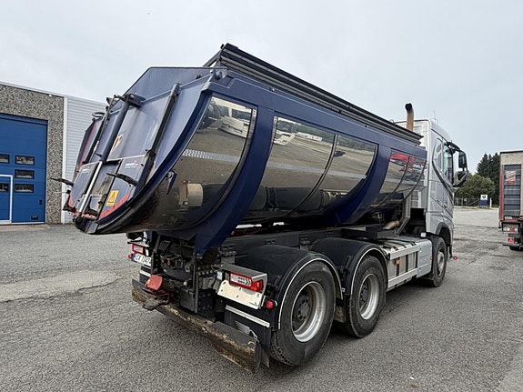 Volvo FH 540 6x4 Tipp/Asfalt Selges med både asfalt og d 3 of 12
