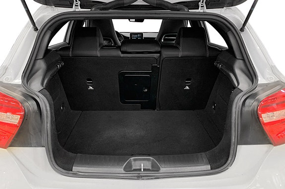 Mercedes-Benz A180 15 of 17