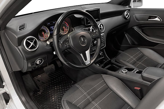 Mercedes-Benz A180 6 of 17