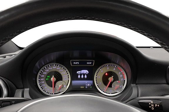 Mercedes-Benz A180 9 of 17