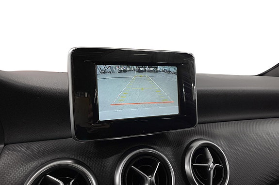 Mercedes-Benz A180 10 of 17