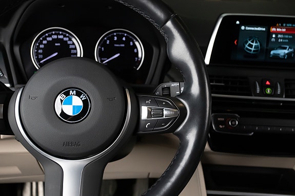 BMW 225xe 14 of 21