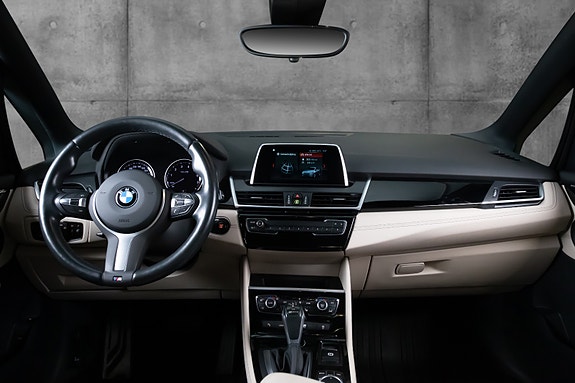 BMW 225xe 9 of 21