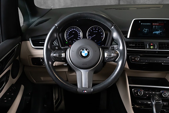 BMW 225xe 8 of 21