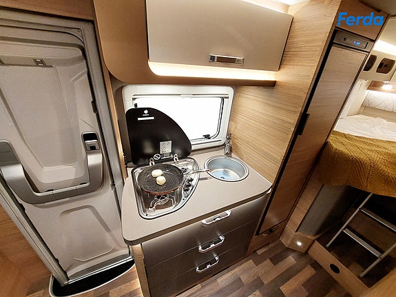 Weinsberg CaraCompact 600 MEG EDITION [PEPPER]- HØSTPRIS 4 of 13