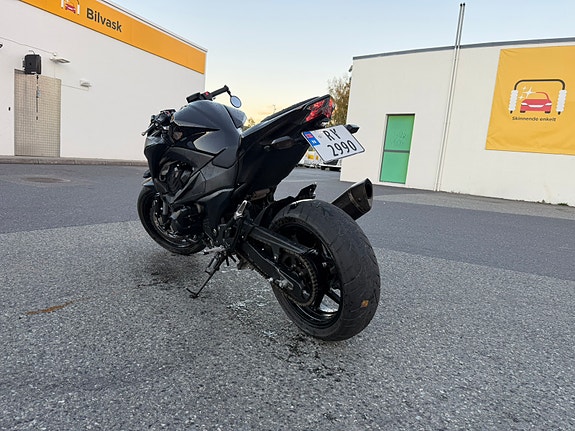 Kawasaki Z 800 A2 3 of 7