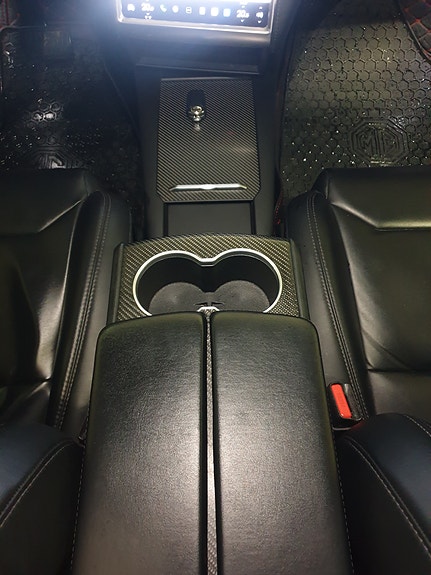 Tesla Model X 20 of 30