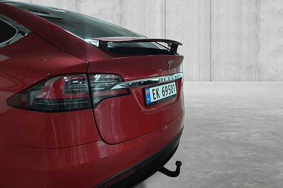 Tesla Model X 10 of 30