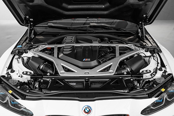 BMW M4 30 of 30