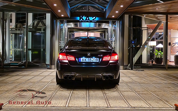 BMW M5 12 of 30