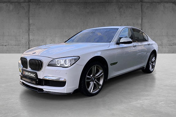 BMW 750d 5 of 30