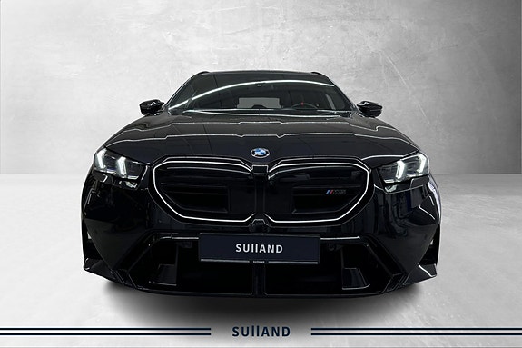 BMW M5 8 of 30