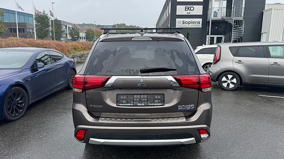 Mitsubishi Outlander 7 of 30