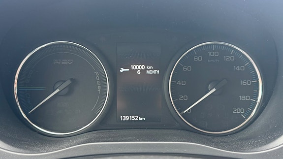 Mitsubishi Outlander 14 of 30