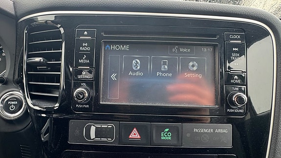 Mitsubishi Outlander 19 of 30