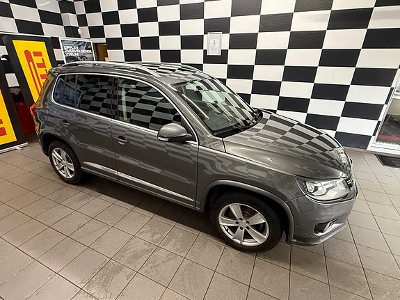 Volkswagen Tiguan 7 of 30