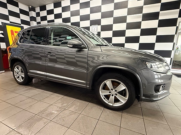 Volkswagen Tiguan 6 of 30