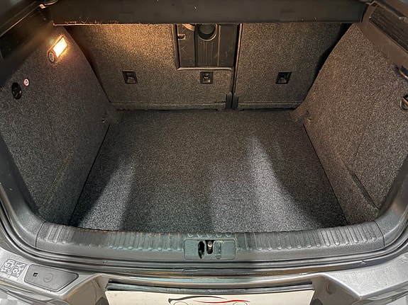 Volkswagen Tiguan 14 of 30