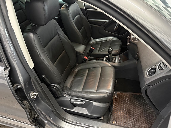 Volkswagen Tiguan 22 of 30