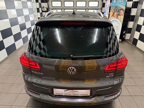 Volkswagen Tiguan 11 of 30