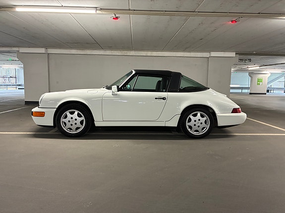 Porsche 911 4 of 13