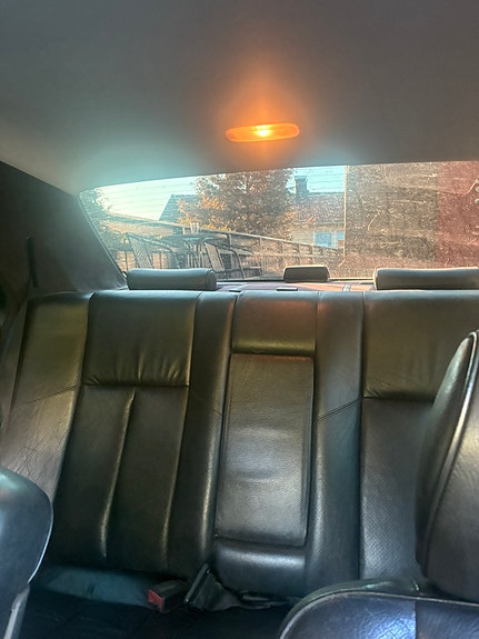 Mercedes-Benz C180 7 of 9