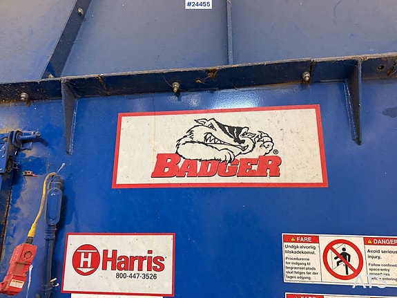 2008 Harris Badger L125 S2 11/8 pappresse 7 of 28