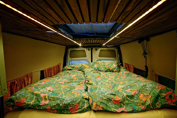 Mercedes-Benz 516 CDI campervan 3 of 30