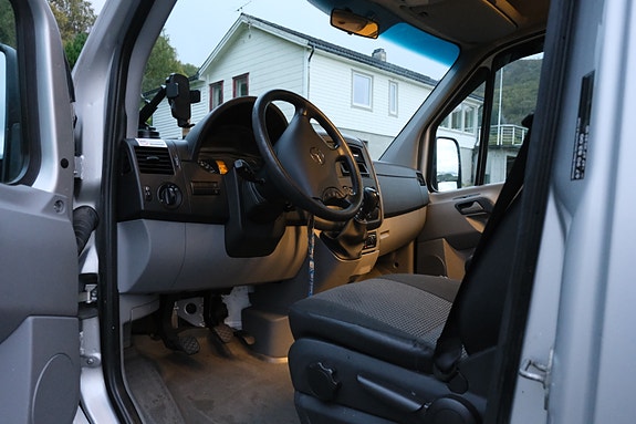 Mercedes-Benz 516 CDI campervan 30 of 30