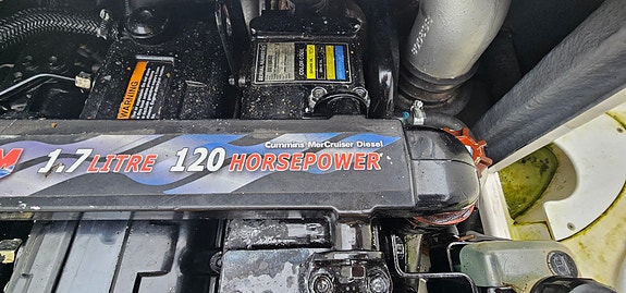 Quicksilver 640 Weekend med NYOVERHALT motor 120hk diesel (kun 5 timer!) 10 of 10