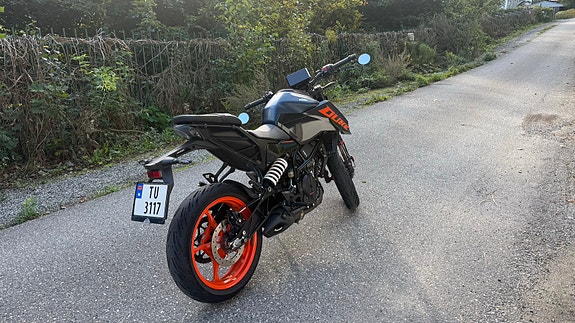 KTM 125 Duke 5 of 12