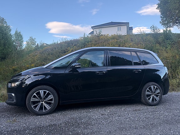 Citroen Grand C4 Picasso 2 of 10