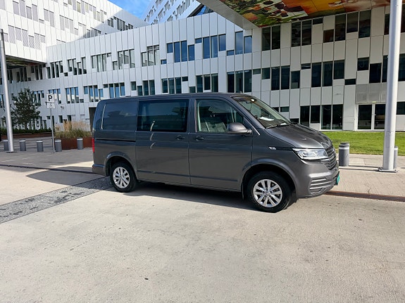 Volkswagen Transporter 2 of 21