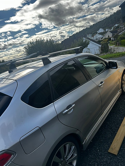 Subaru Impreza 8 of 16