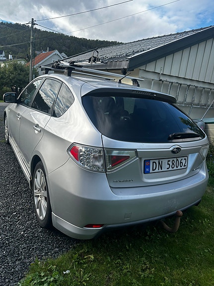 Subaru Impreza 2 of 16