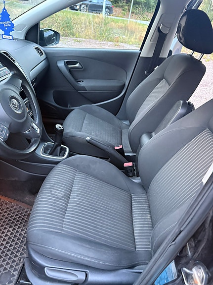 Volkswagen Polo 9 of 12