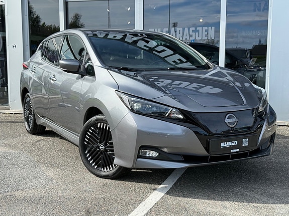 Nissan Leaf 2 of 30