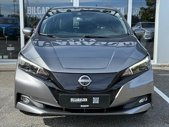 Nissan Leaf 4 of 30
