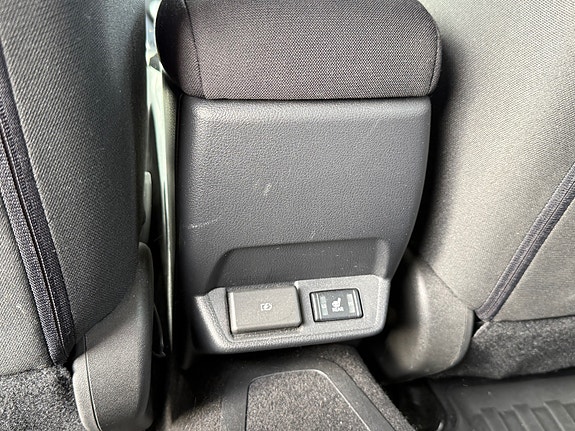 Nissan Leaf 24 of 30