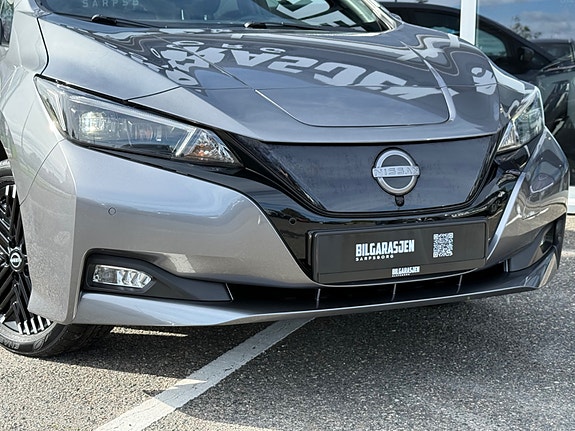 Nissan Leaf 3 of 30