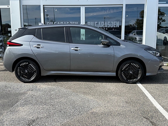 Nissan Leaf 6 of 30