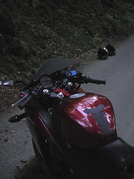 Honda CBR 125 R 8 of 12
