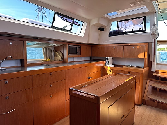 Drømmebåt: Beneteau Sense 55 - klar for langtur - Båtplass ved Cannes! 3 of 3