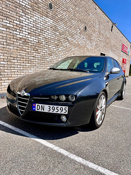Alfa Romeo 159 4 of 30