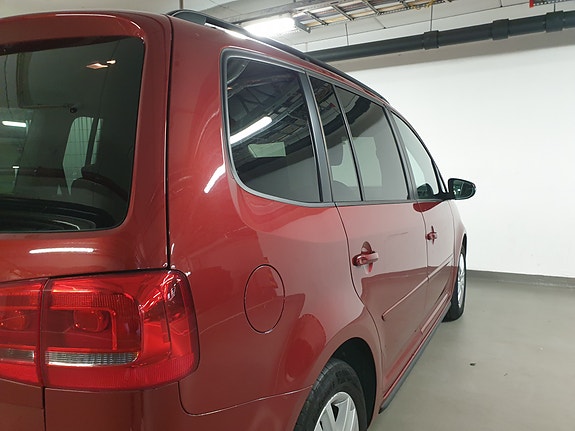 Volkswagen Touran 27 of 30